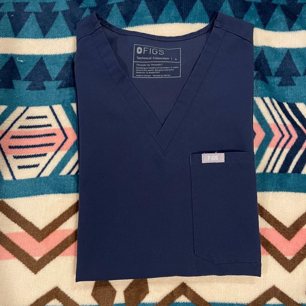 Figs Navy Small Catarina Scrub Top